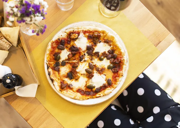 Plaza Boutique Hotel 4*