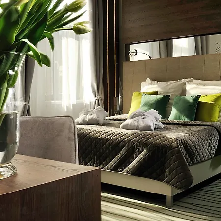 Plaza Boutique Hotel