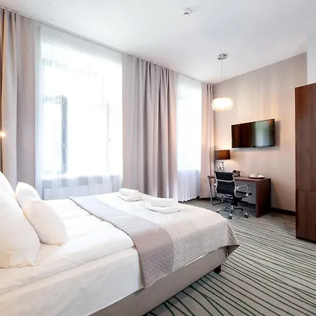 Plaza Self Check-in 4* Cracovia