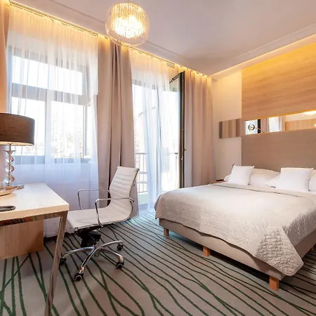 Plaza Boutique Hotell Kraków